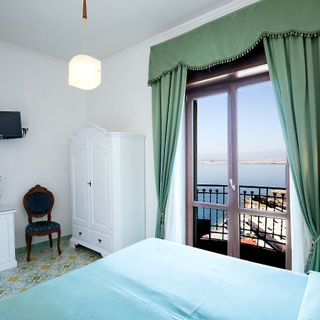 La Panoramica Hotel Castellammare di Stabia Kültér fotó