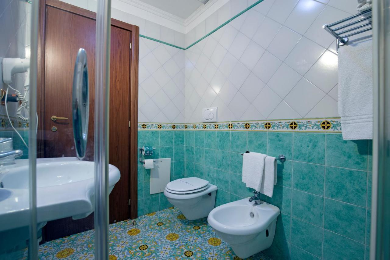 La Panoramica Hotel Castellammare di Stabia Kültér fotó