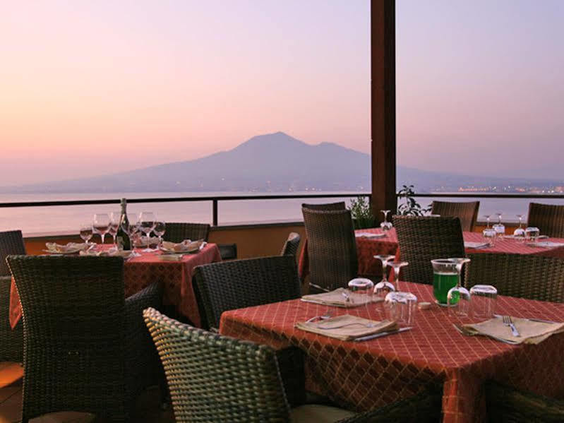 La Panoramica Hotel Castellammare di Stabia Kültér fotó